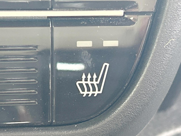 2021 Honda N-BOX CUSTOM 6BA-JF3 (UW-6a1903ebee70e)[17]