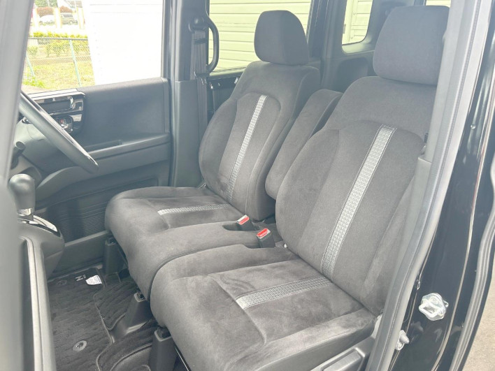 2021 Honda N-BOX CUSTOM 6BA-JF3 (UW-6a1903ebee70e)[25]