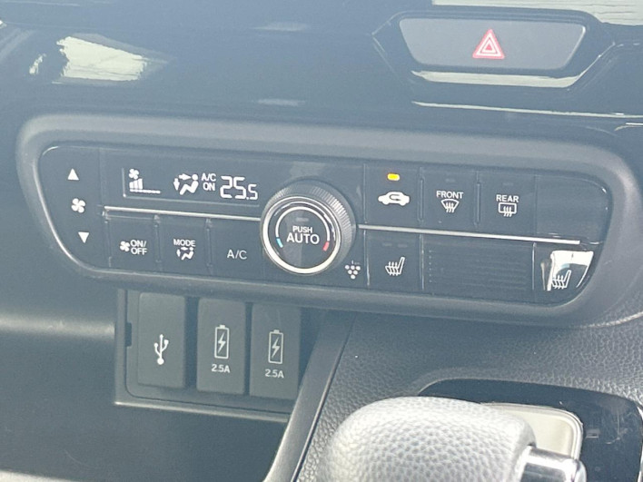 2021 Honda N-BOX CUSTOM 6BA-JF3 (UW-6a1903ebee70e)[15]
