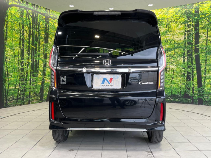 2022 Honda N-BOX CUSTOM 6BA-JF3 (UW-6a1903ec21208)[27]