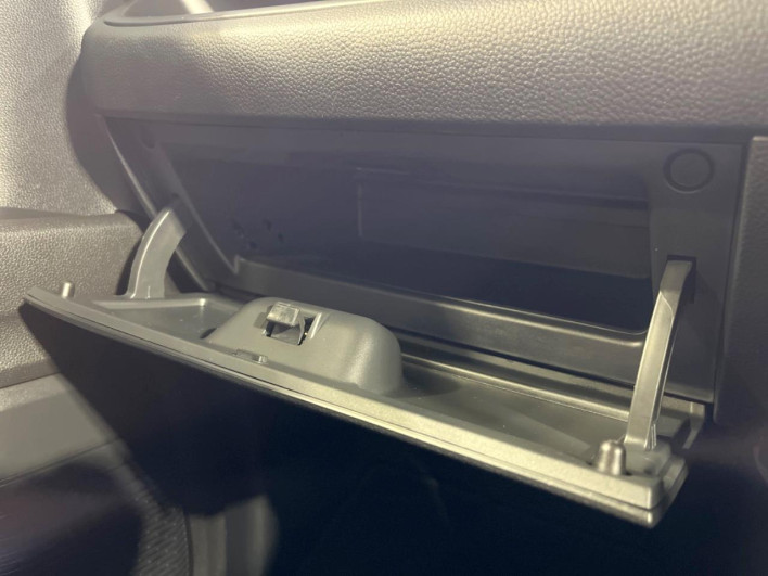 2022 Honda N-BOX CUSTOM 6BA-JF3 (UW-6a1903ed6c9a7)[8]