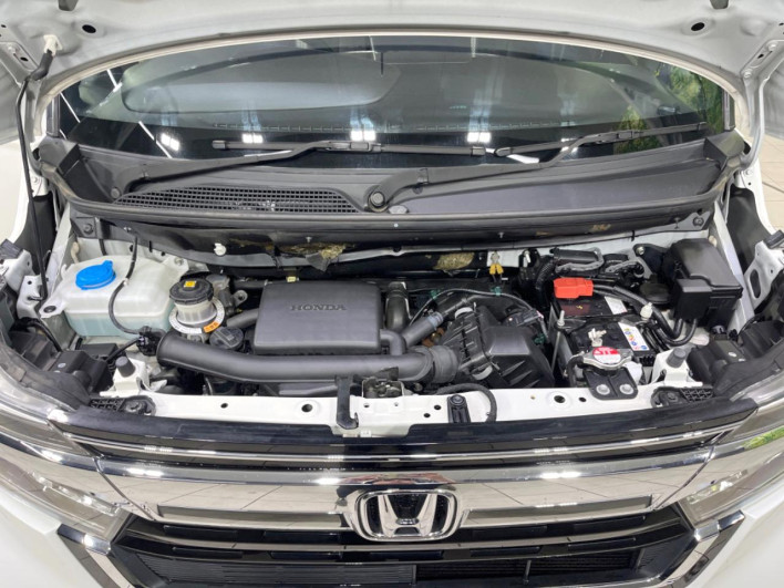 2022 Honda N-BOX CUSTOM 6BA-JF3 (UW-6a1903ed6c9a7)[5]