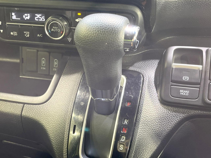 2022 Honda N-BOX CUSTOM 6BA-JF3 (UW-6a1903ed6c9a7)[14]