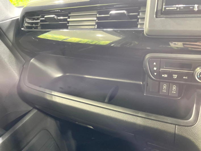 2022 Honda N-BOX CUSTOM 6BA-JF3 (UW-6a1903ed6c9a7)[6]