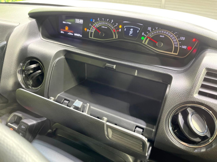 2022 Honda N-BOX CUSTOM 6BA-JF3 (UW-6a1903ed6c9a7)[22]