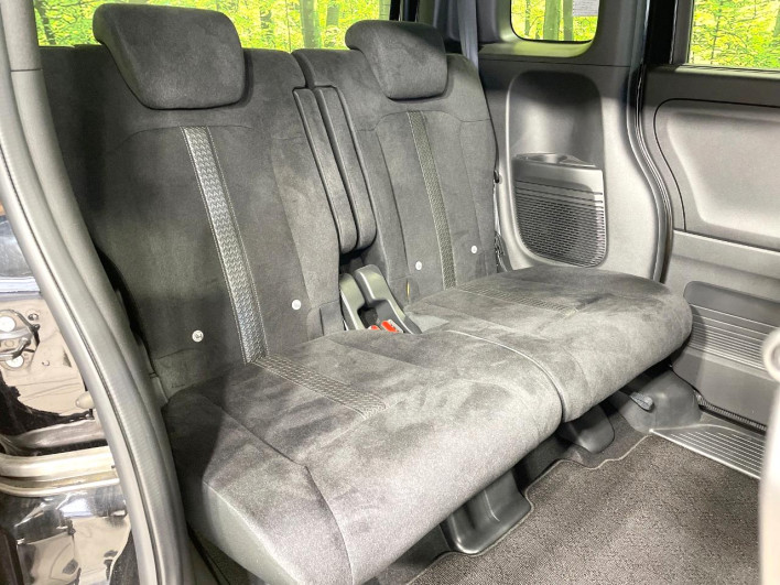 2022 Honda N-BOX CUSTOM 6BA-JF3 (UW-6a1903eeac49e)[5]