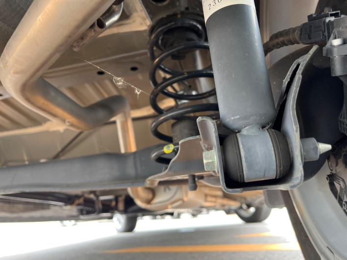2023 Honda N-BOX CUSTOM 6BA-JF3 (UW-6a1903ef088e9)[9]