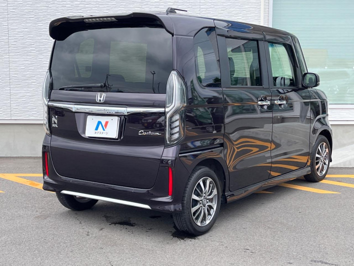 2023 Honda N-BOX CUSTOM 6BA-JF3 (UW-6a1903ef088e9)[26]