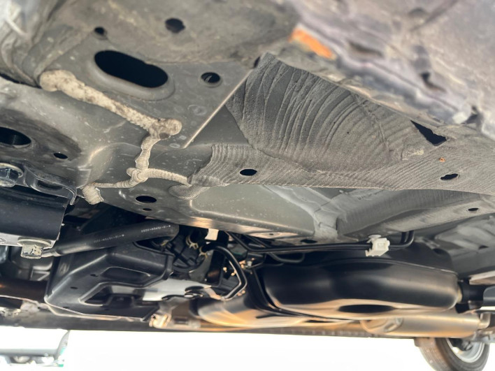 2023 Honda N-BOX CUSTOM 6BA-JF3 (UW-6a1903ef088e9)[5]