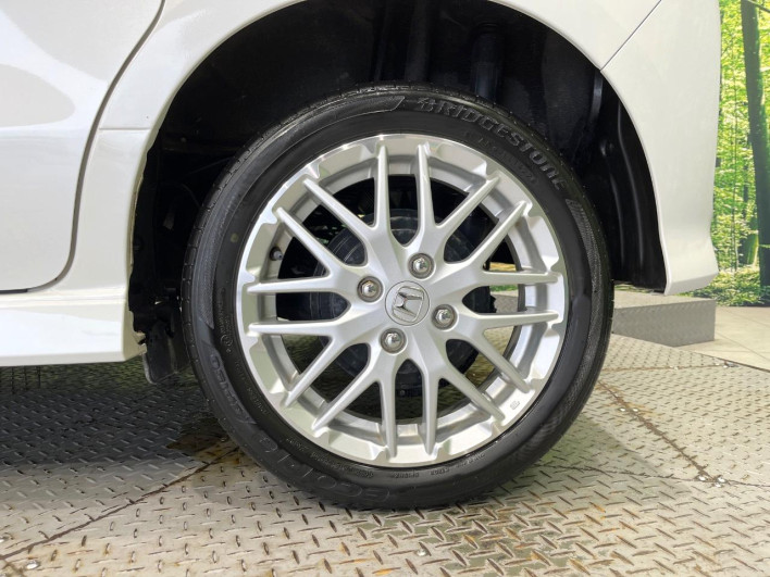 2022 Honda N-BOX CUSTOM 6BA-JF4 (UW-6a1903f0e7fce)[21]