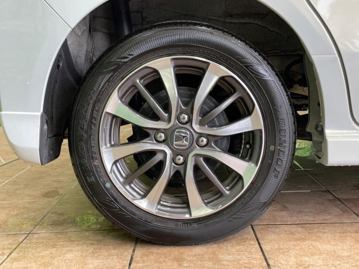 2023 Honda N-BOX CUSTOM 6BA-JF5 (UW-6a1903f16f562)[23]