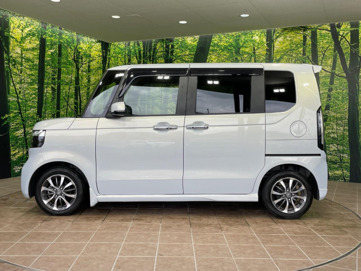 2023 Honda N-BOX CUSTOM 6BA-JF5 (UW-6a1903f16f562)[15]