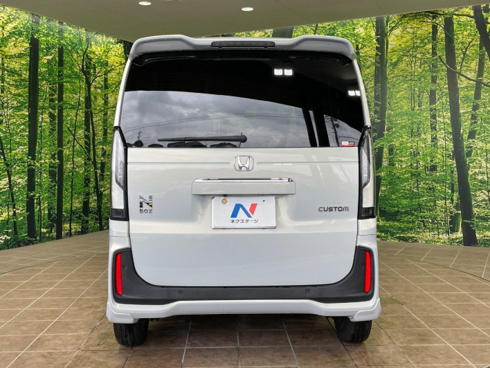2023 Honda N-BOX CUSTOM 6BA-JF5 (UW-6a1903f16f562)[17]