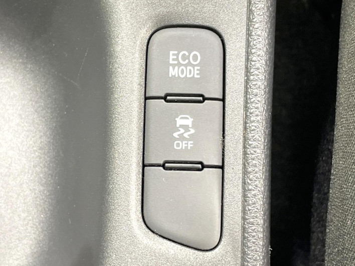 2021 Toyota Yaris 5BA-KSP210 (UW-6a190413a33e5)[14]