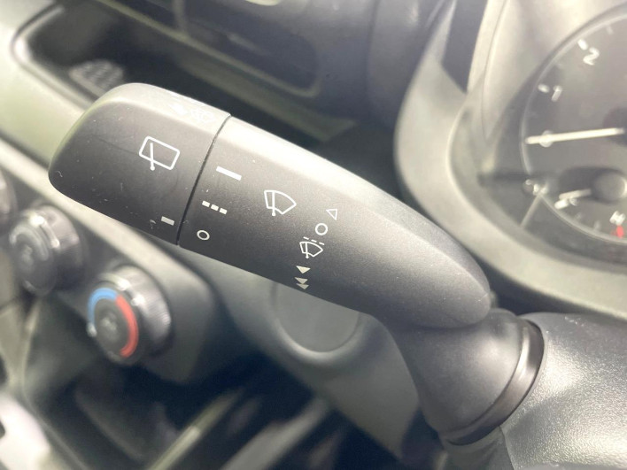 2021 Toyota Yaris 5BA-KSP210 (UW-6a190413a33e5)[22]