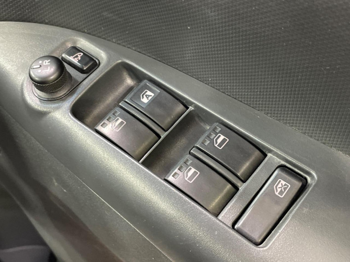 2012 Daihatsu Tanto DBA-L375S (UW-6a190415248cf)[18]