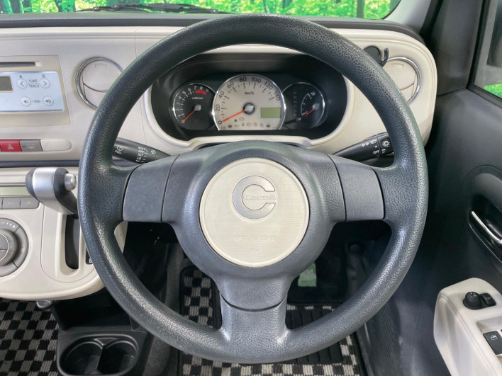 2013 Daihatsu Mira Cocoa DBA-L675S (UW-6a19041808057)[19]