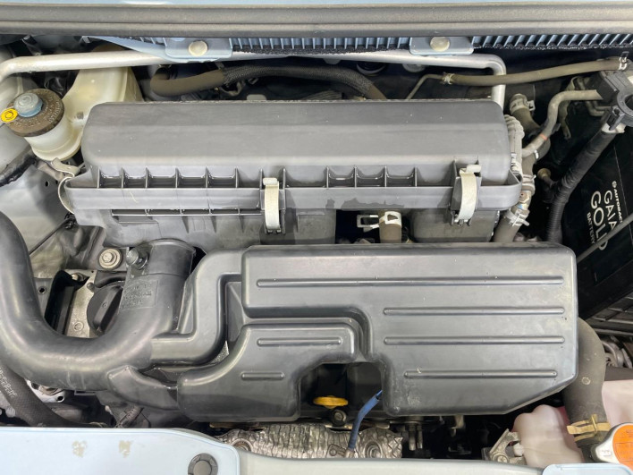 2013 Daihatsu Mira Cocoa DBA-L675S (UW-6a19041808057)[4]