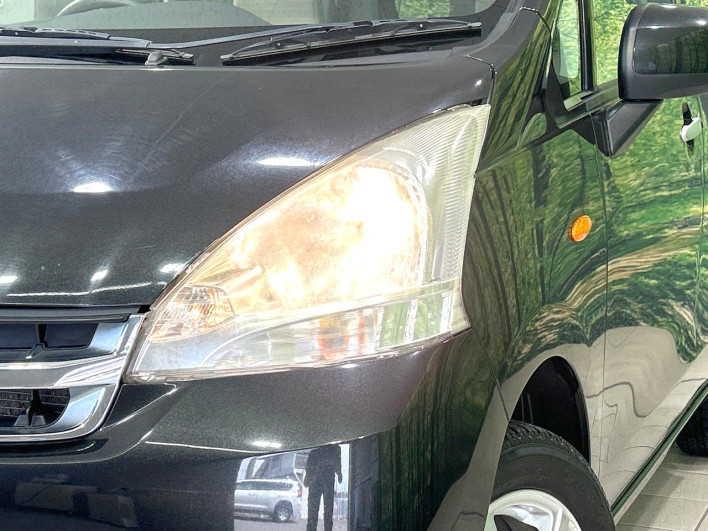 2011 Daihatsu Move DBA-LA100S (UW-6a19041951dfd)[26]