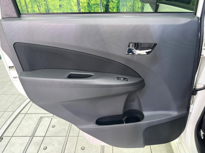 2013 Daihatsu Move DBA-LA100S (UW-6a19041a36f53)[27]