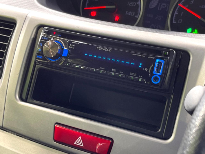 2012 Daihatsu Move DBA-LA110S (UW-6a19041a814c6)[10]