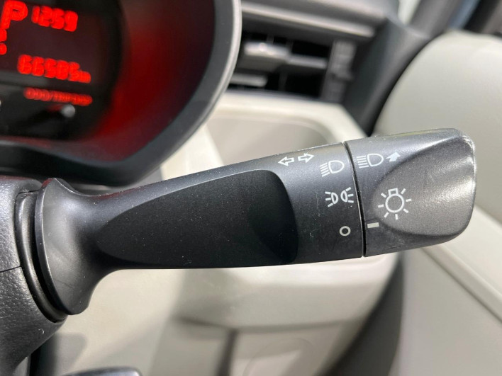 2017 Daihatsu Move DBA-LA150S (UW-6a19041c9df07)[15]