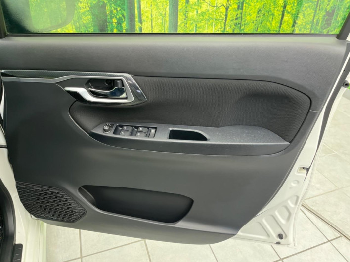 2017 Daihatsu Move DBA-LA150S (UW-6a19041cb6cd4)[23]