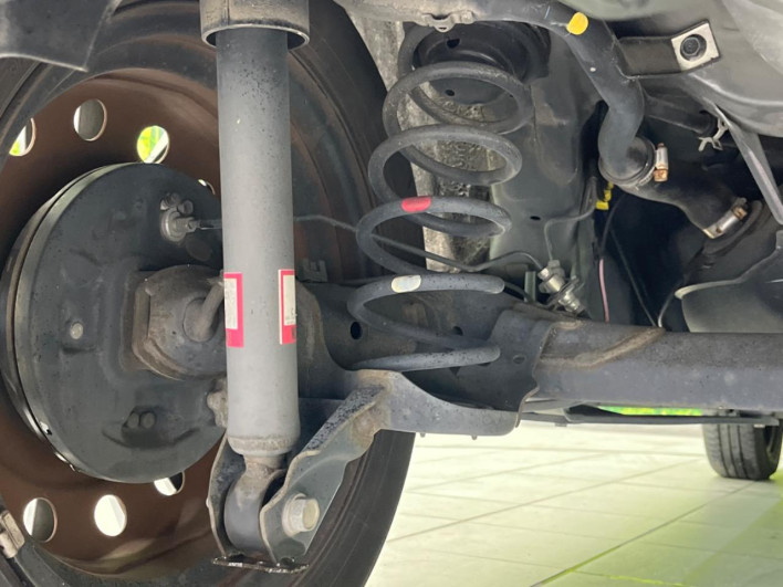 2018 Daihatsu Cast DBA-LA250S (UW-6a19042058e2a)[20]