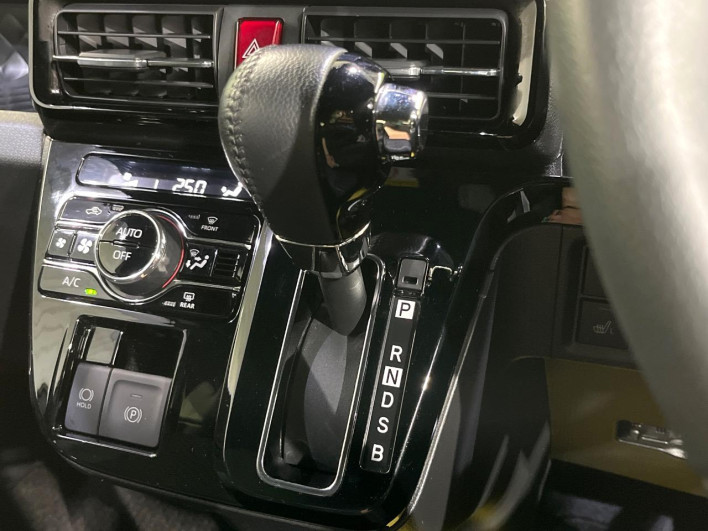 2022 Daihatsu Tanto 5BA-LA660S (UW-6a190430df94a)[12]