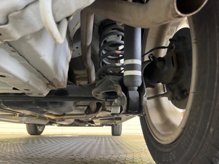 2019 Toyota Pixis Mega DBA-LA700A (UW-6a190431aff22)[16]