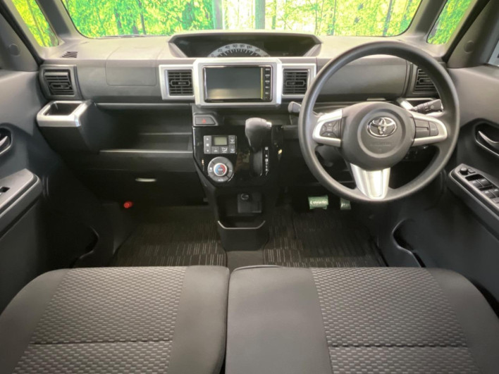 2019 Toyota Pixis Mega DBA-LA700A (UW-6a190431aff22)[27]