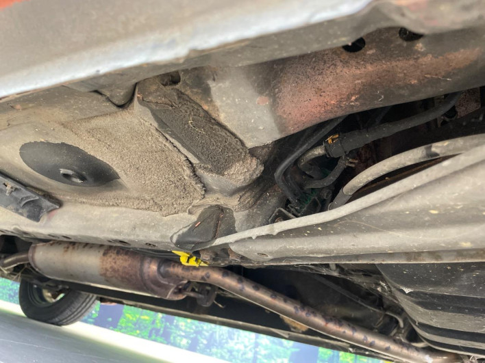 2016 Daihatsu Wake DBA-LA700S (UW-6a1904329e835)[23]