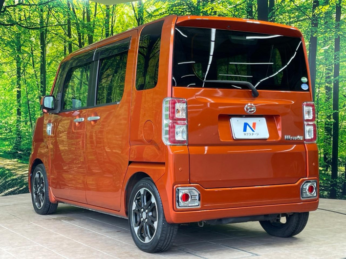 2016 Daihatsu Wake DBA-LA700S (UW-6a1904329e835)[10]