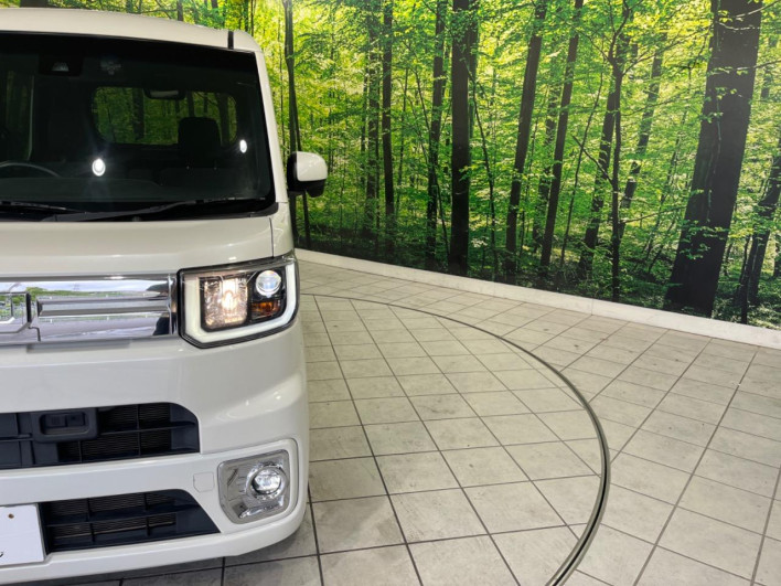 2017 Daihatsu Wake DBA-LA700S (UW-6a190432f369a)[24]