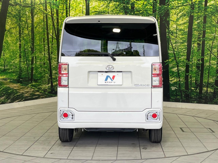 2017 Daihatsu Wake DBA-LA700S (UW-6a190432f369a)[9]