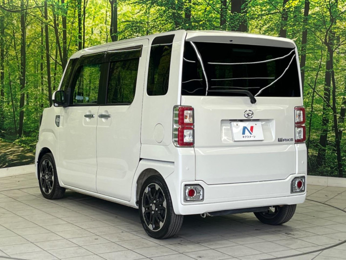 2017 Daihatsu Wake DBA-LA700S (UW-6a190432f369a)[10]
