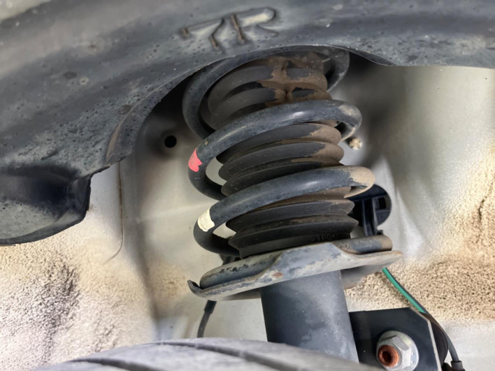 2017 Daihatsu Wake DBA-LA700S (UW-6a190432f369a)[14]