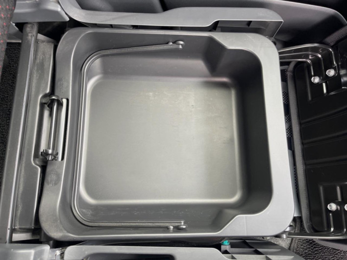 2016 Suzuki Spacia Custom DAA-MK42S (UW-6a19045c9b42b)[22]