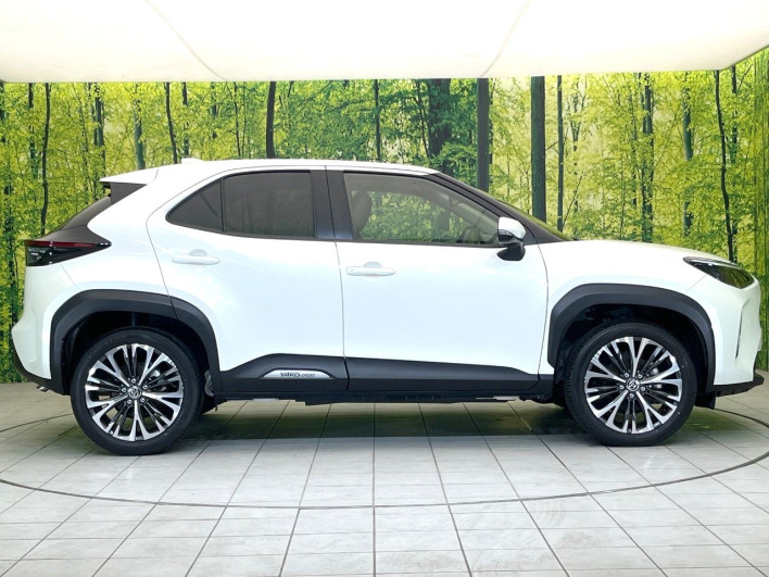 2022 Toyota Yaris Cross 6AA-MXPJ10 (UW-6a190488d926c)[22]