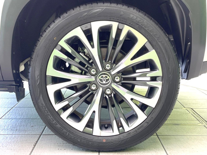 2022 Toyota Yaris Cross 6AA-MXPJ10 (UW-6a190488d926c)[11]