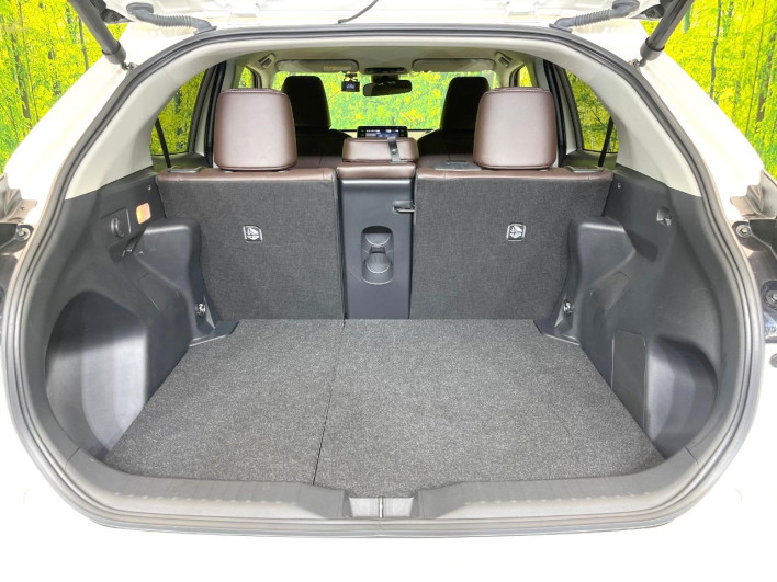 2022 Toyota Yaris Cross 6AA-MXPJ10 (UW-6a190488d926c)[29]