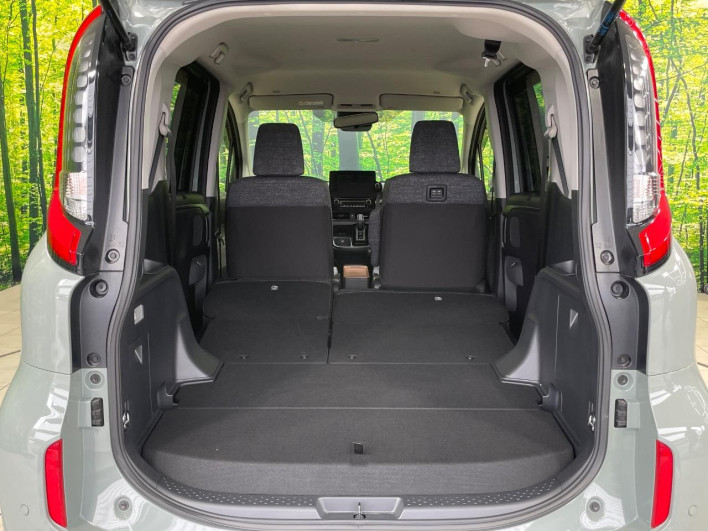 2023 Toyota Sienta 6AA-MXPL10G (UW-6a19049389eda)[28]