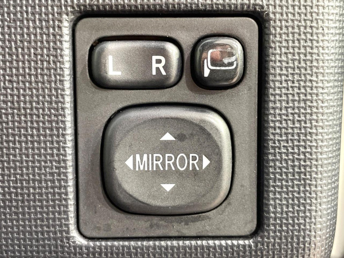 2014 Toyota Spade DBA-NCP141 (UW-6a1904aa95f2a)[21]