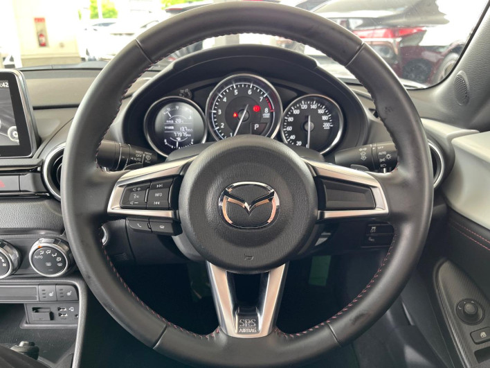 2015 Mazda Roadster DBA-ND5RC (UW-6a1904abc4e6c)[29]