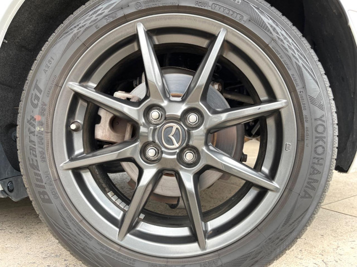 2015 Mazda Roadster DBA-ND5RC (UW-6a1904abc4e6c)[17]