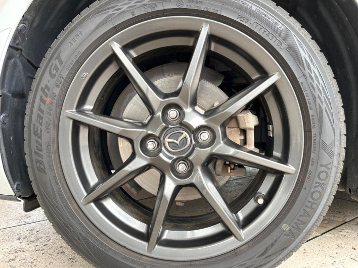 2015 Mazda Roadster DBA-ND5RC (UW-6a1904abc4e6c)[15]