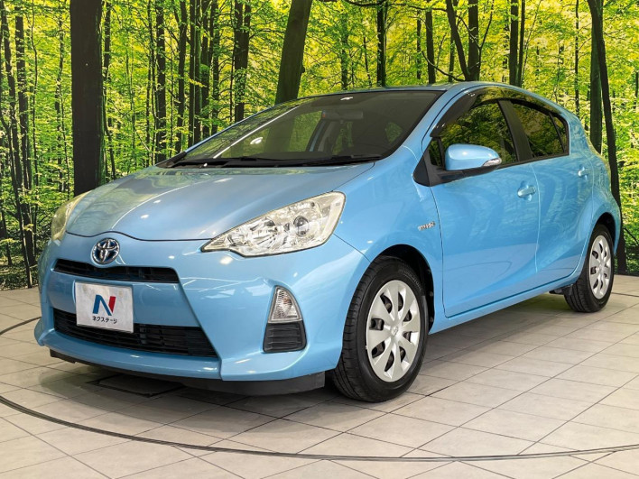 2012 Toyota Aqua DAA-NHP10 (UW-6a1904b0af083)[13]