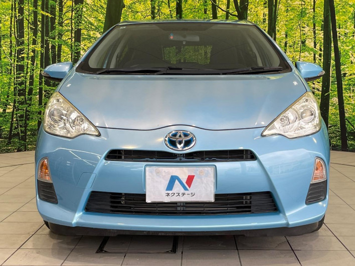 2012 Toyota Aqua DAA-NHP10 (UW-6a1904b0af083)[14]