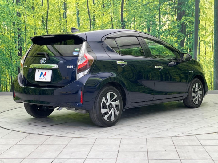 2019 Toyota Aqua DAA-NHP10 (UW-6a1904b2cd7cc)[29]