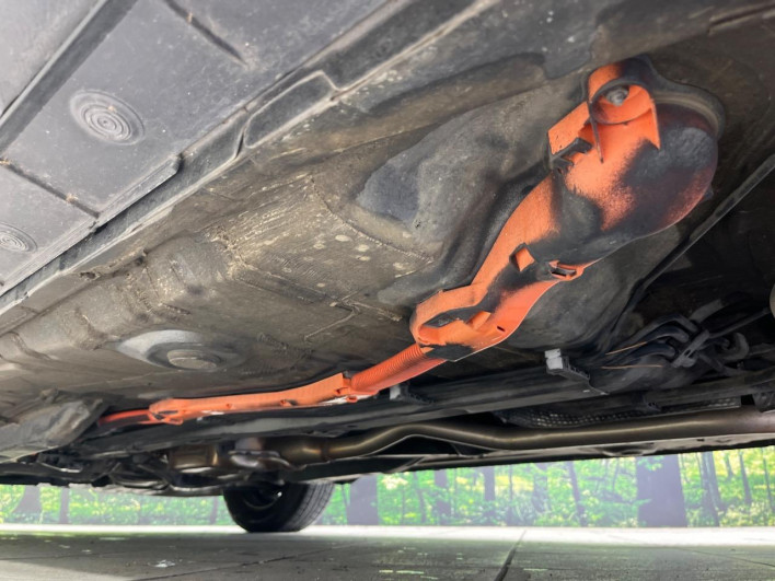 2017 Toyota Aqua DAA-NHP10 (UW-6a1904b85d670)[25]